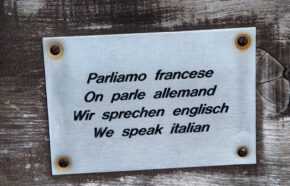 ¿Hablas español? czyli wersje językowe